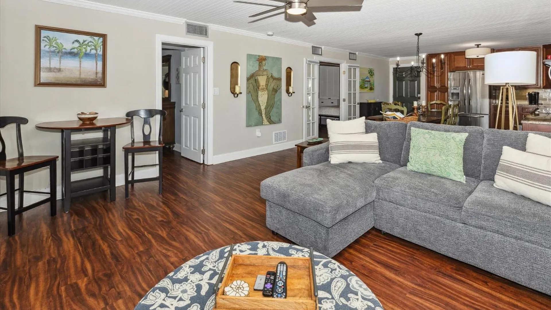 Apartment Dolphin Point 305B- By Holiday Isle Properties Destin