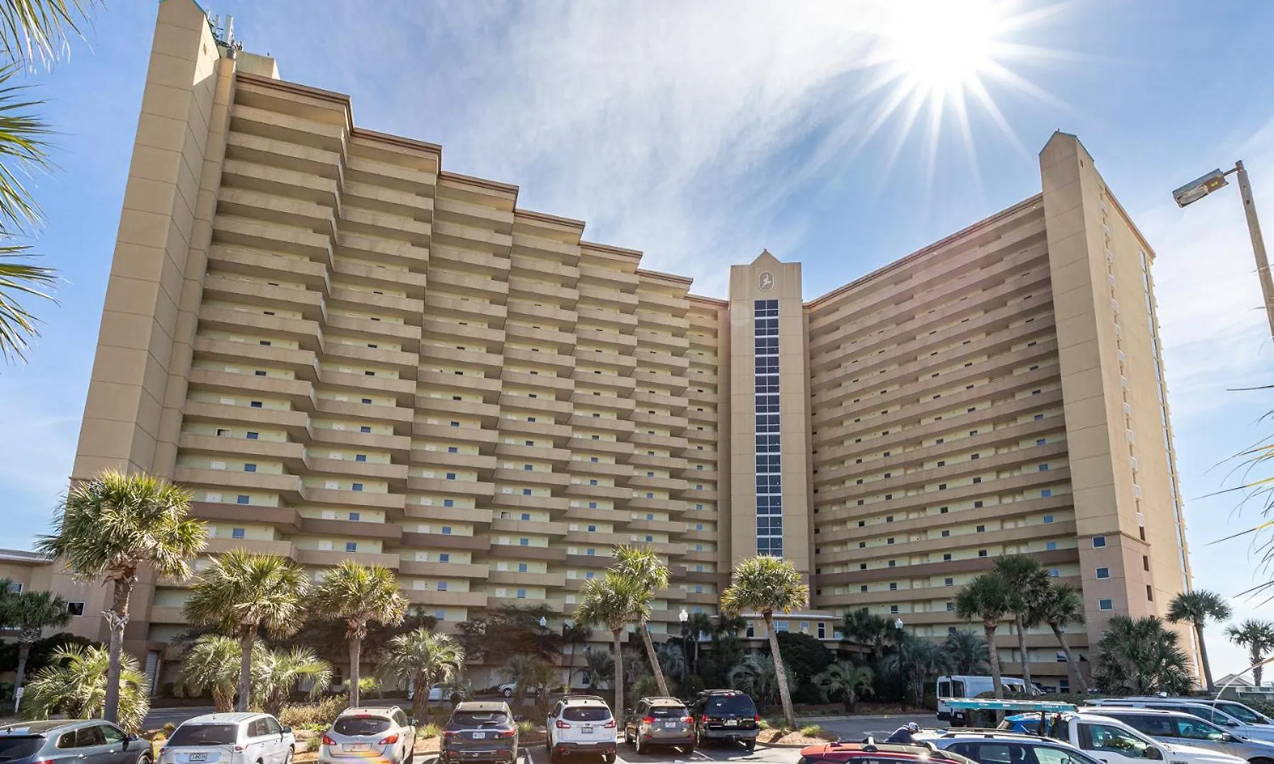 Dolphin Point 305B- By Holiday Isle Properties Destin Apartment