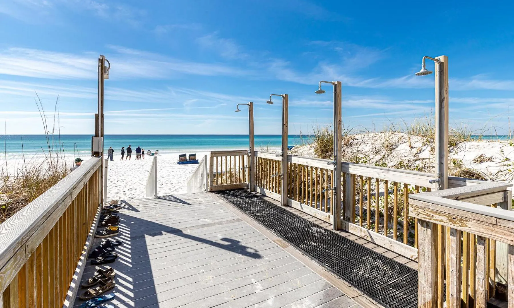 Apartment Dolphin Point 305B- By Holiday Isle Properties Destin
