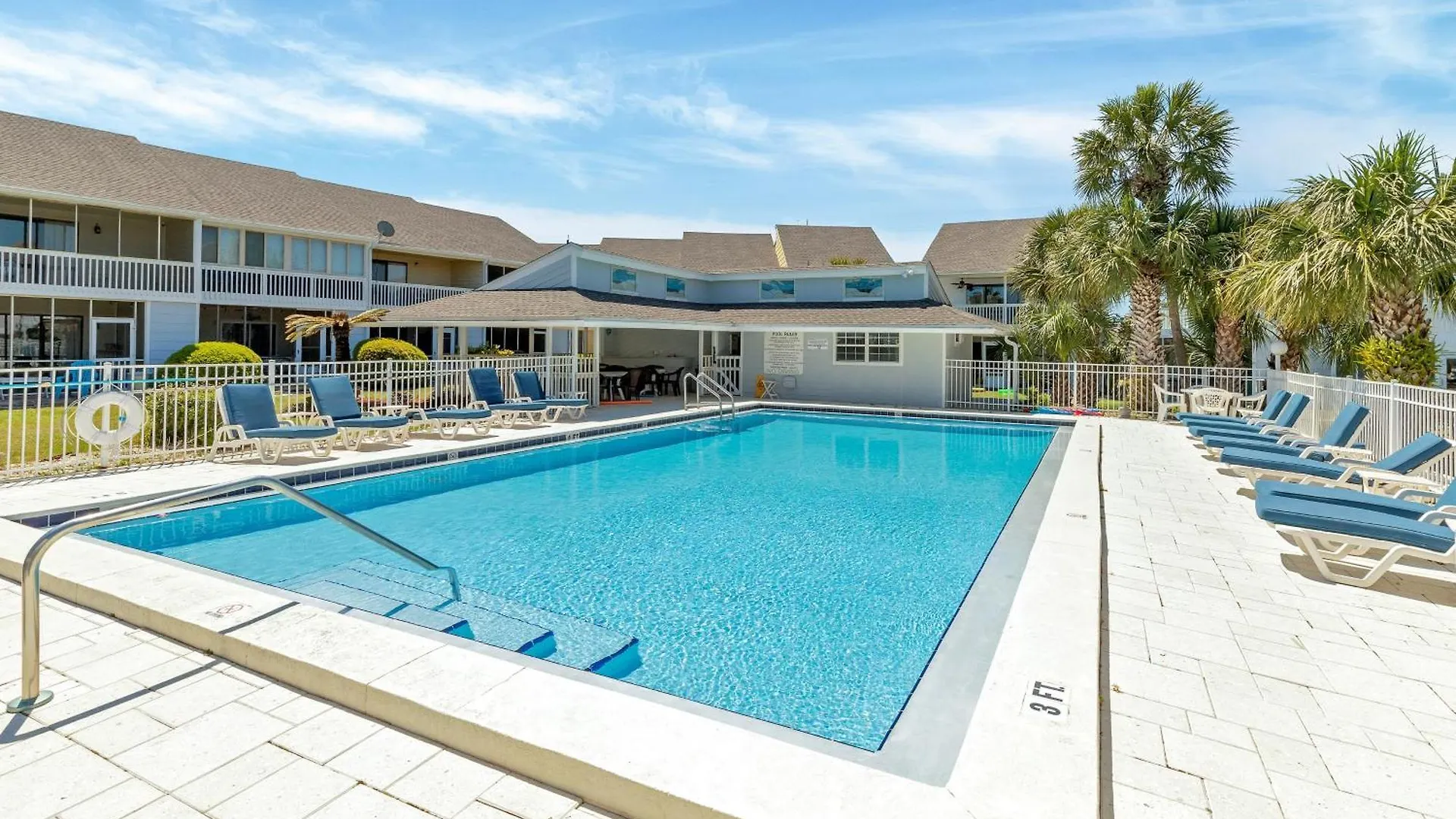 Dolphin Point 305B- By Holiday Isle Properties Destin